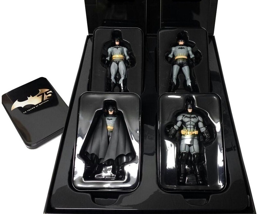 Batman наборы. Фигурки Batman Kener 90x. Batman 75th Anniversary. Набор фигурок Бэтмен.